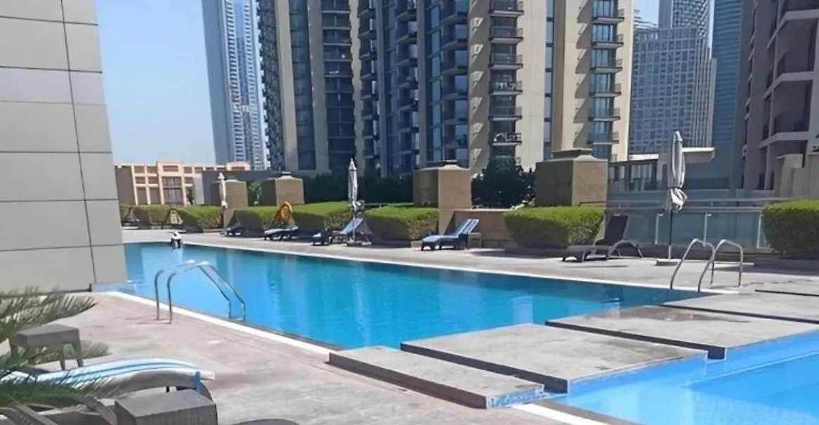 Luxurious Pool View Apt In Downtown Dubai Apartment United Arab Emirates